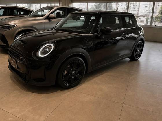 MINI COOPER 2.0 16V TWINPOWER GASOLINA S EXCLUSIVE 2P STEPTRONIC MINI COOPER 2.0 16V TWINPOWER GASOLINA S EXCLUSIVE 2P STEPTRONIC